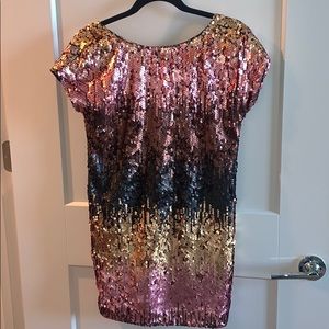 Nye sequence backless dress